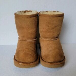 UGG Classic II Toddler Boots Size 8 Chestnut Sheepskin Lined Kid Cozy Fall Lined